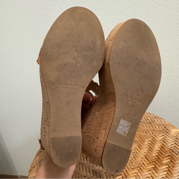 Coach Laser Cut Gena Wedge Sandal Size 7 - Picture 11 of 15